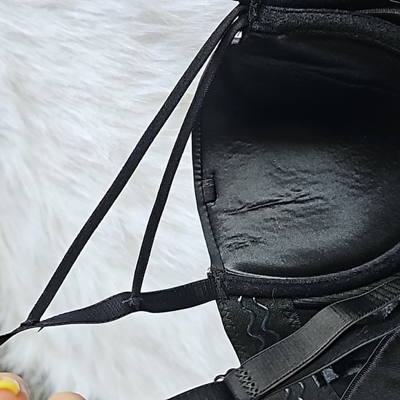 Sexy black bustier - Picture 5 of 7